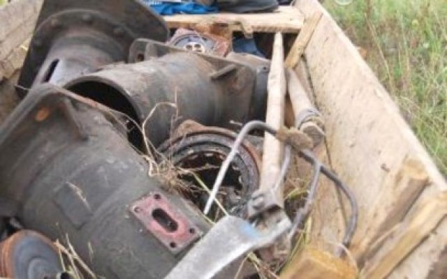 Complice la furtul a 115 componente de la vagoanele CFR